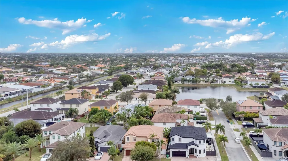 14452 SW 10th St Miami, FL 33184