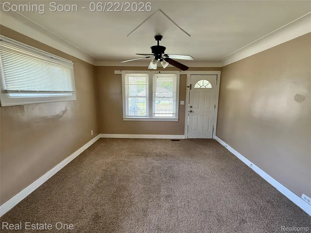 5751 DREXEL STREET Dearborn Heights City, MI 48127