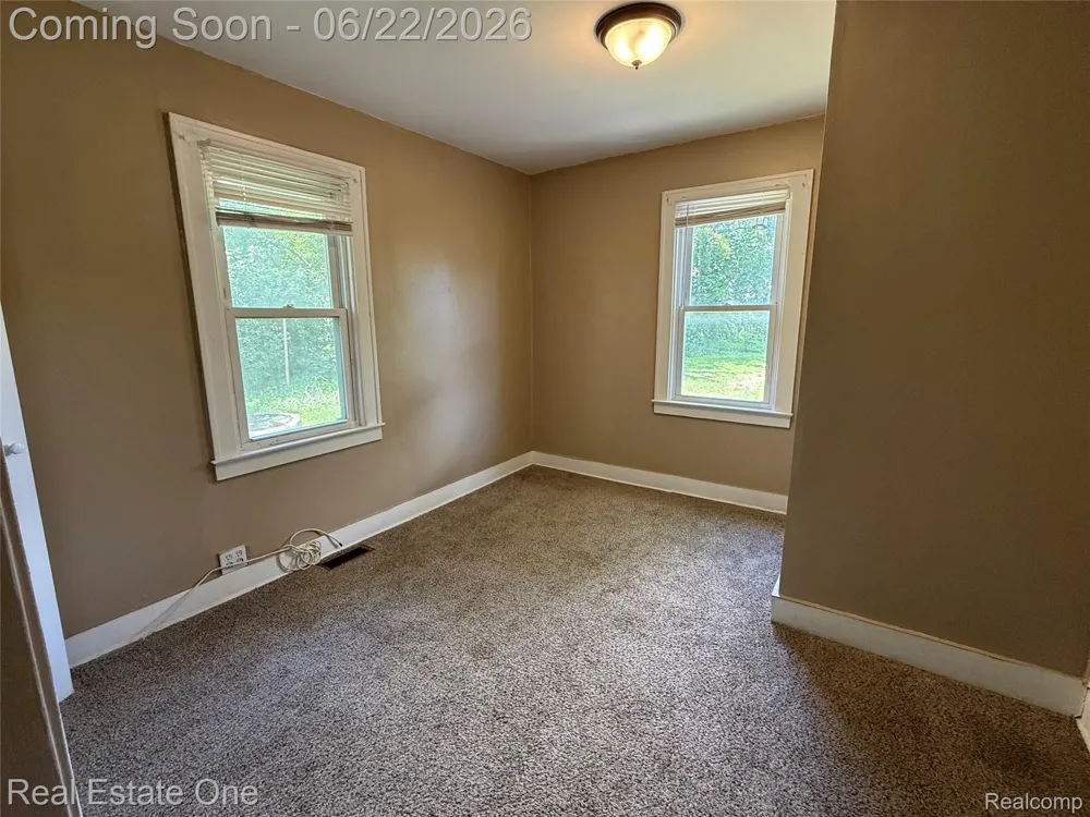 5751 DREXEL STREET Dearborn Heights City, MI 48127