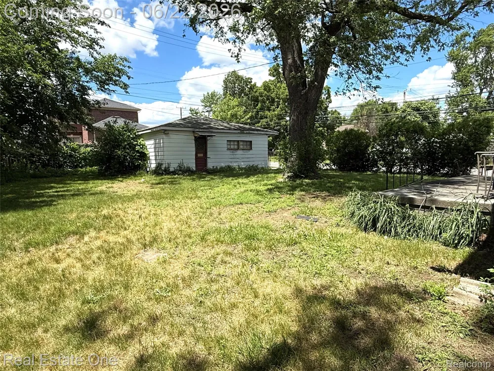 5751 DREXEL STREET Dearborn Heights City, MI 48127