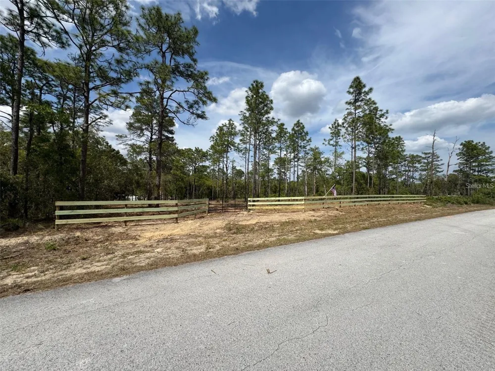 SW EDGEWATER BOULEVARD Dunnellon, FL 34431