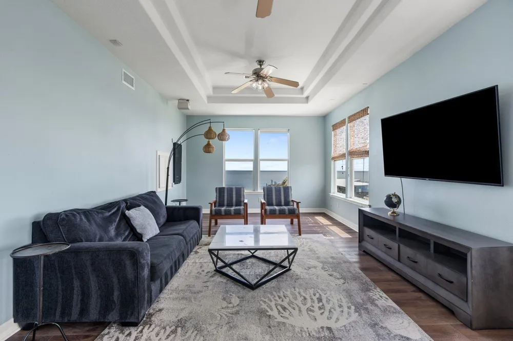 100 Avenue A San Leon, TX 77539