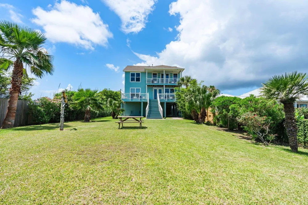 100 Avenue A San Leon, TX 77539