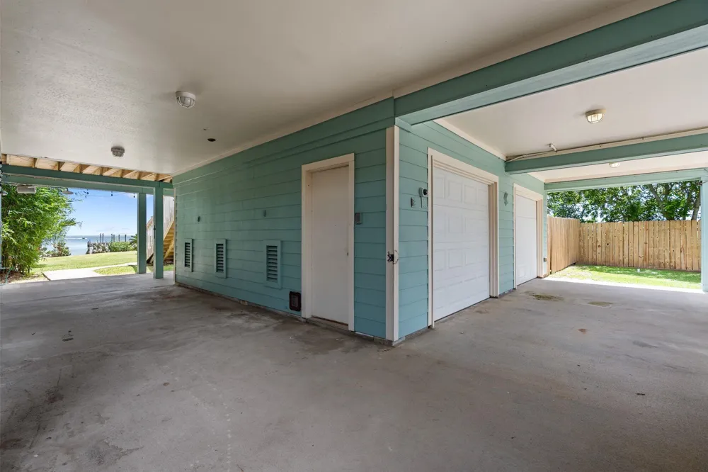 100 Avenue A San Leon, TX 77539