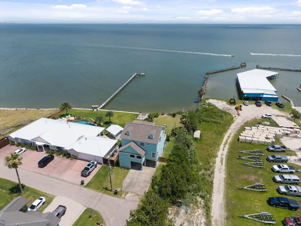 100 Avenue A San Leon, TX 77539