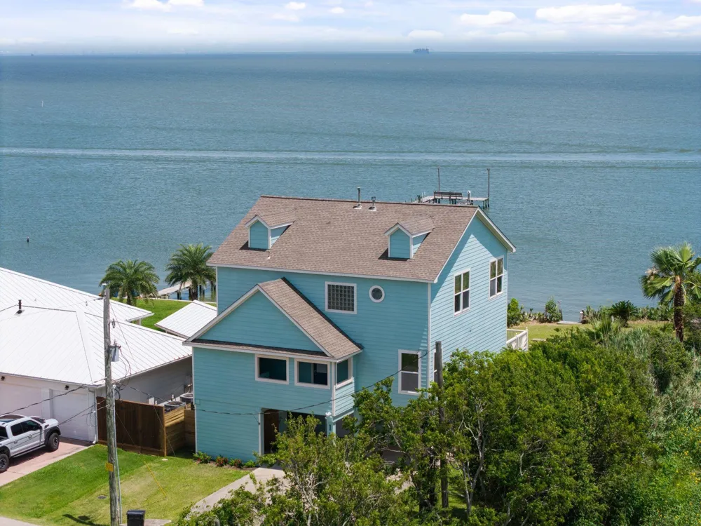 100 Avenue A San Leon, TX 77539