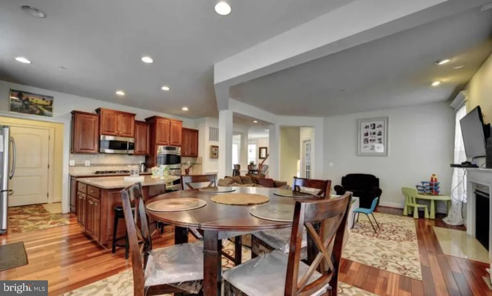 3041 MOORE LANE Kensington, MD 20895