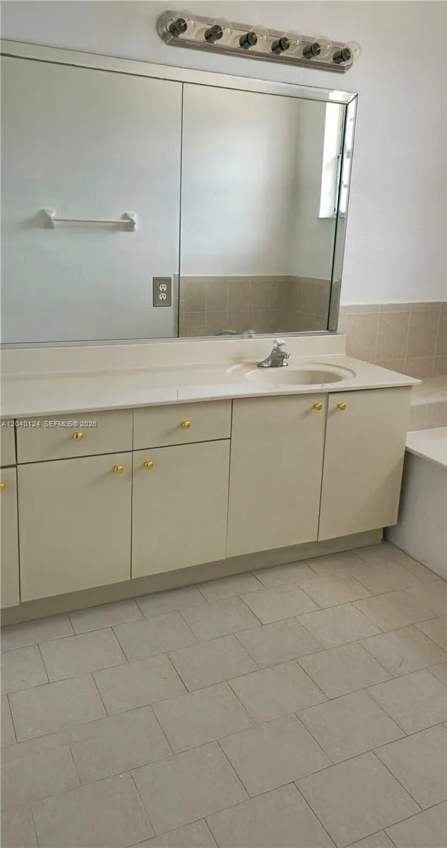2410 SW 153rd Pass Miami, FL 33185