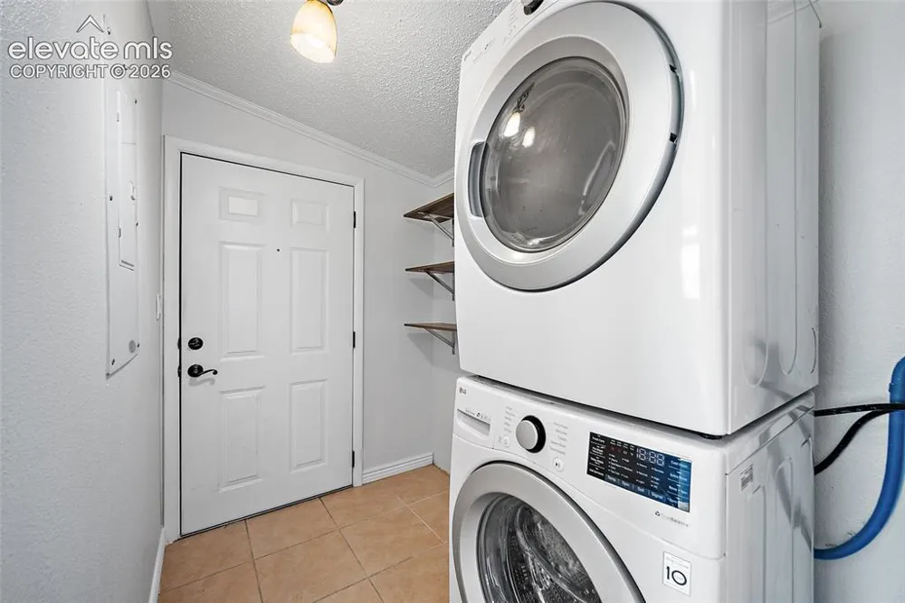 1385 Antelope Drive Calhan, CO 80808