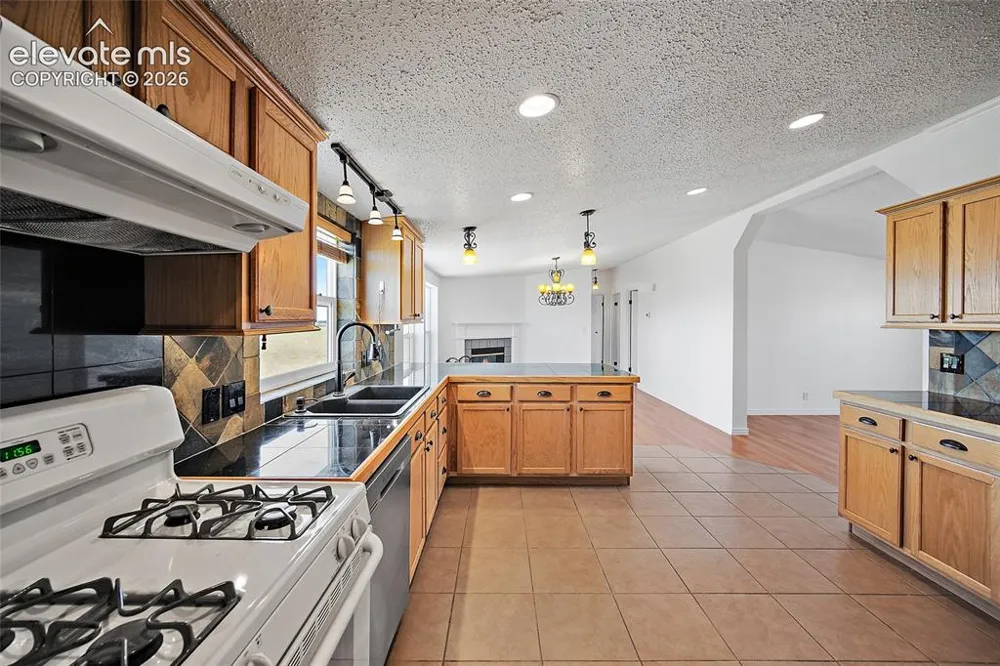 1385 Antelope Drive Calhan, CO 80808
