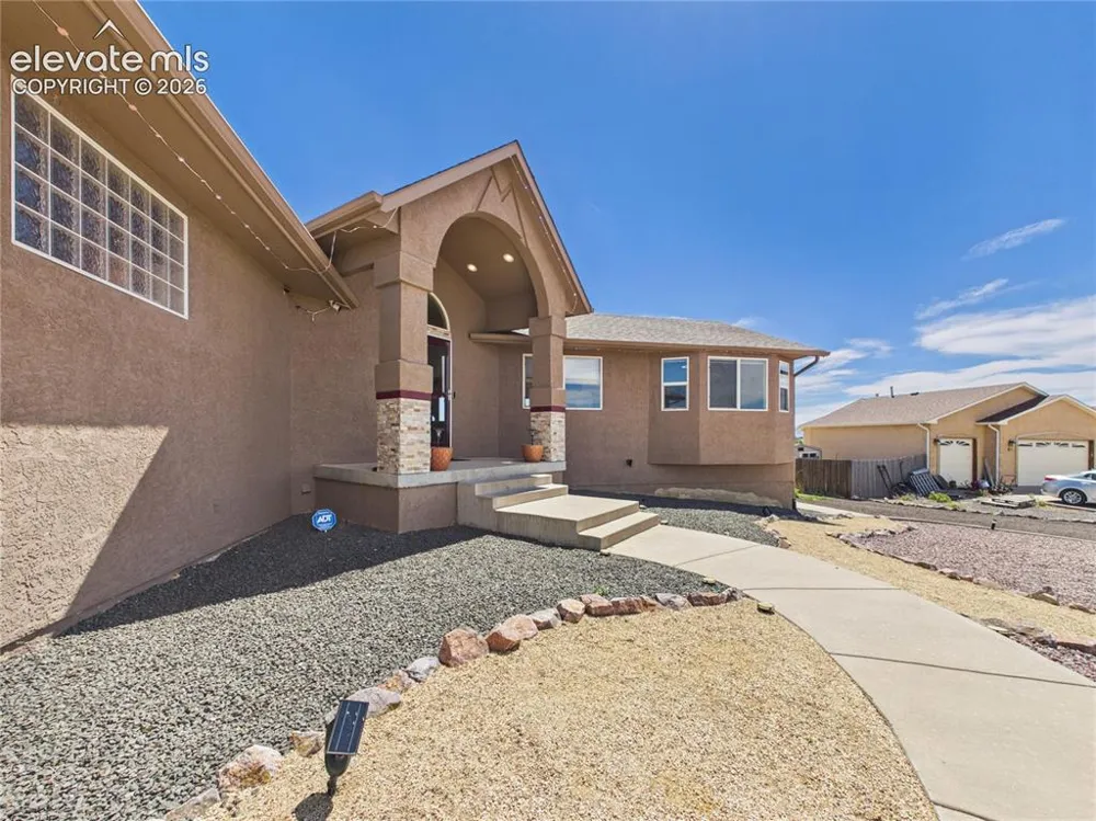 1620 W Camino De Los Ranchos Pueblo West, CO 81007