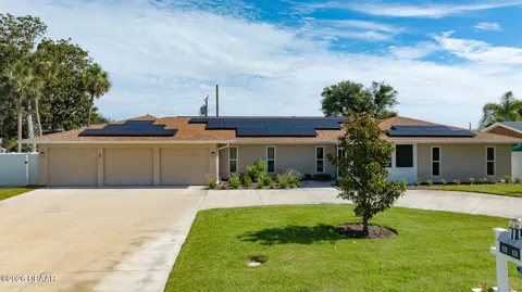 33 Sandcastle Drive