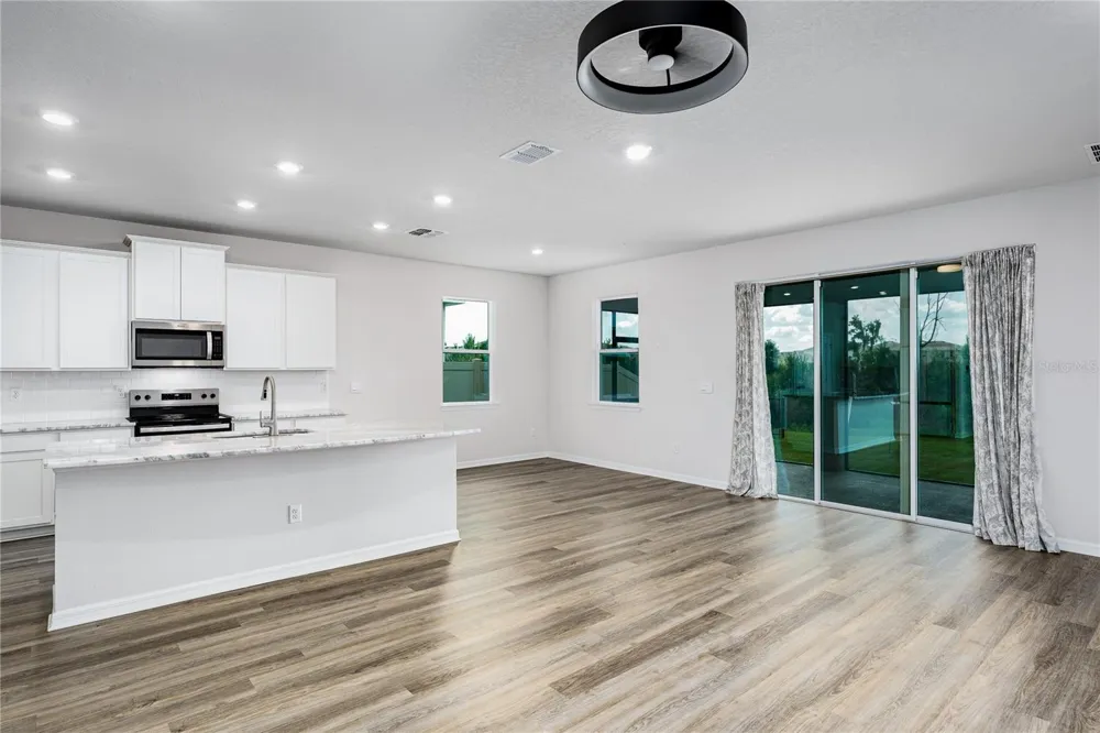10622 EUSTIS DRIVE Parrish, FL 34219