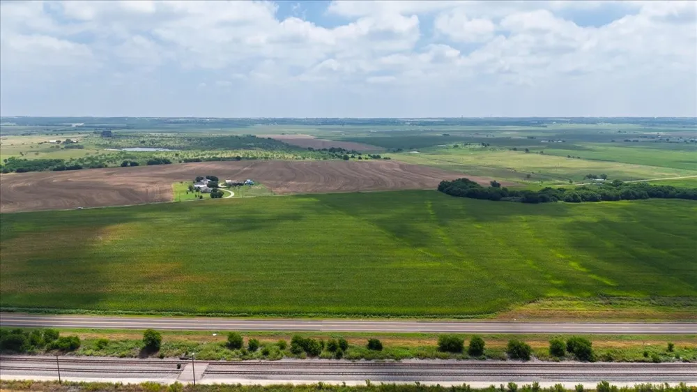 St Hwy 81 Hillsboro, TX 76645