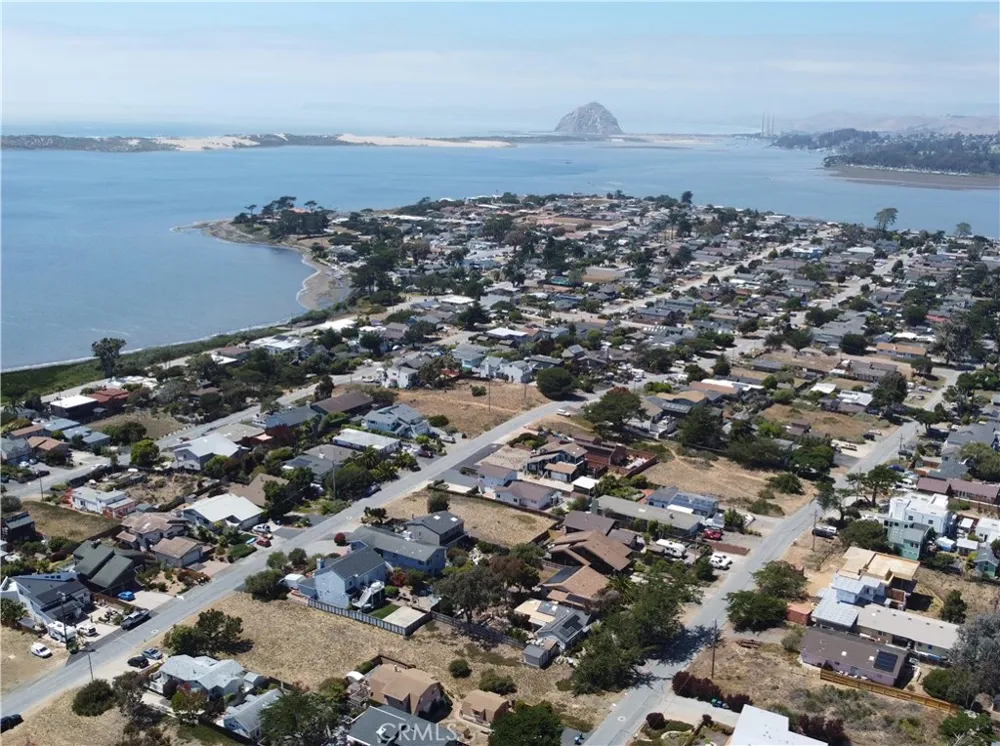 1574 5th Street Los Osos, CA 93402