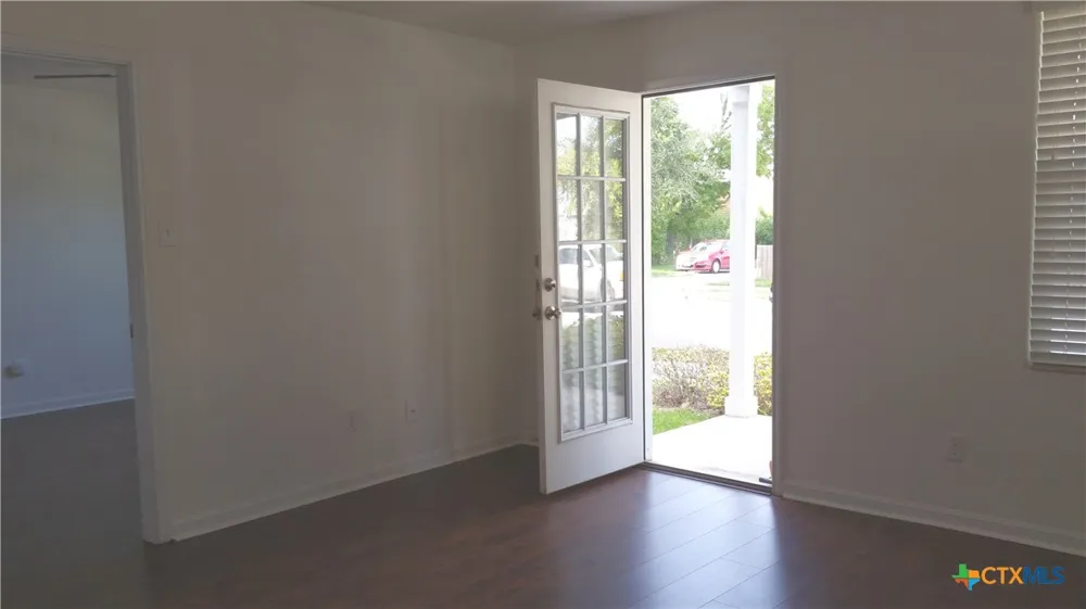 110 Trestle Tree #C San Marcos, TX 78666