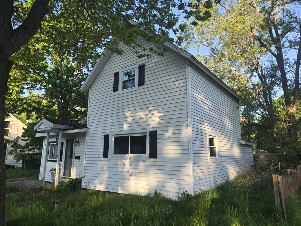 449 Boon Street Cadillac City, MI 49601
