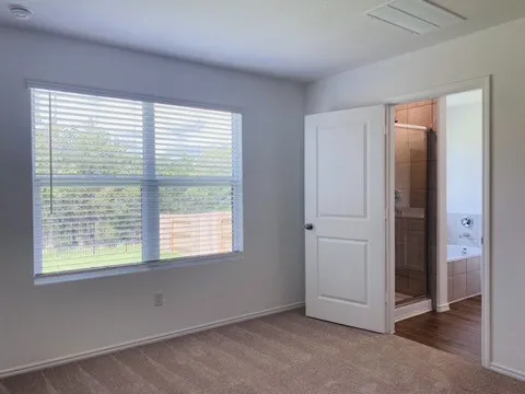 110 Maravillas Bend Bastrop, TX 78602