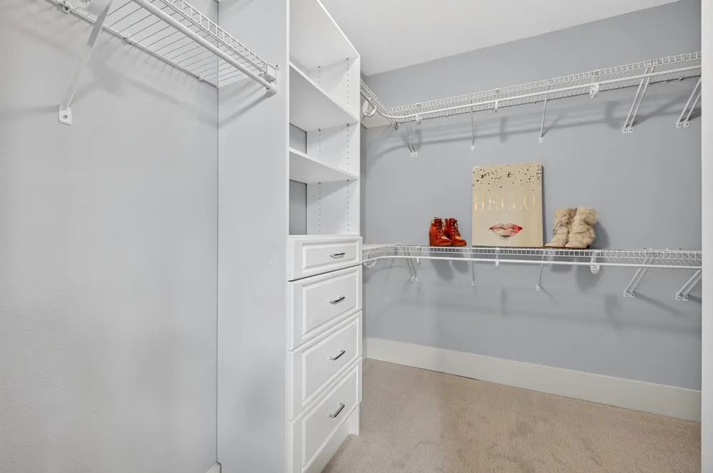 381 E Greenbriar Lane #304 Dallas, TX 75203