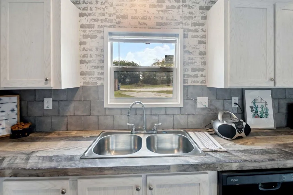 223 W Houston Street Lovelady, TX 75851