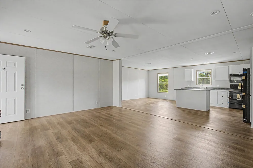 223 W Houston Street Lovelady, TX 75851