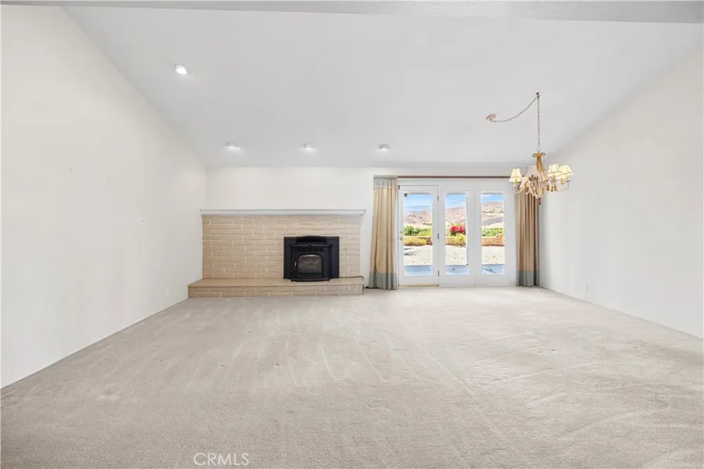 26660 Rim Hemet, CA 92544
