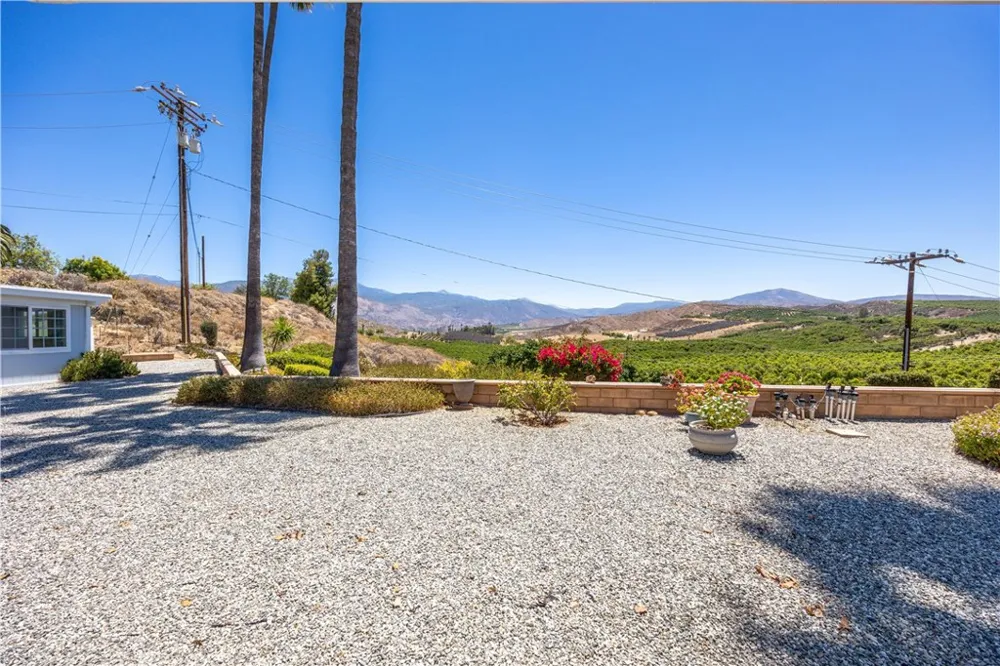 26660 Rim Hemet, CA 92544