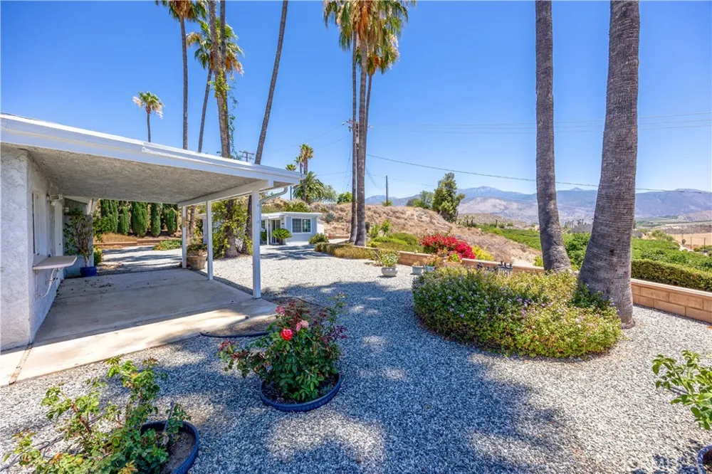 26660 Rim Hemet, CA 92544