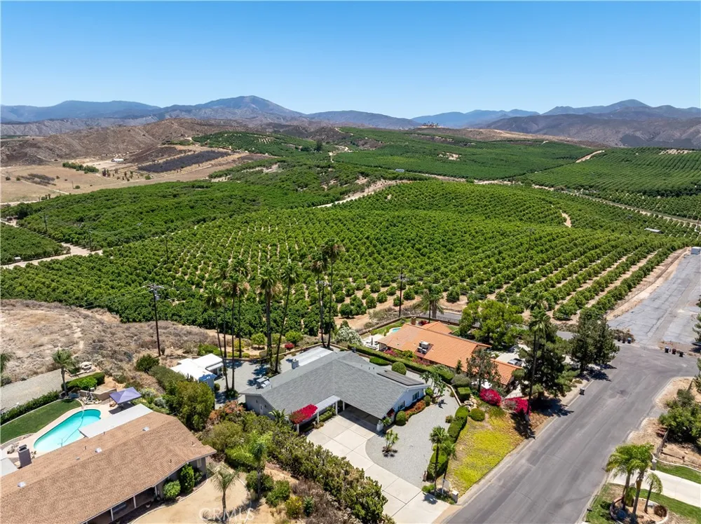 26660 Rim Hemet, CA 92544