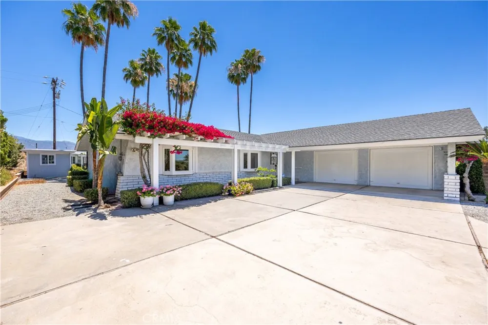 26660 Rim Hemet, CA 92544