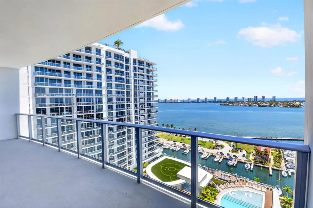220 Lake Shore Drive #1808 Lake Park, FL 33403