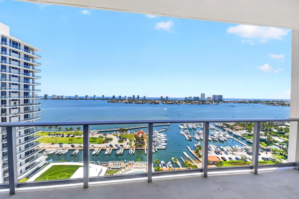 220 Lake Shore Drive #1808 Lake Park, FL 33403