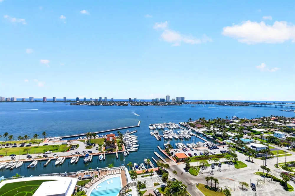 220 Lake Shore Drive #1808 Lake Park, FL 33403