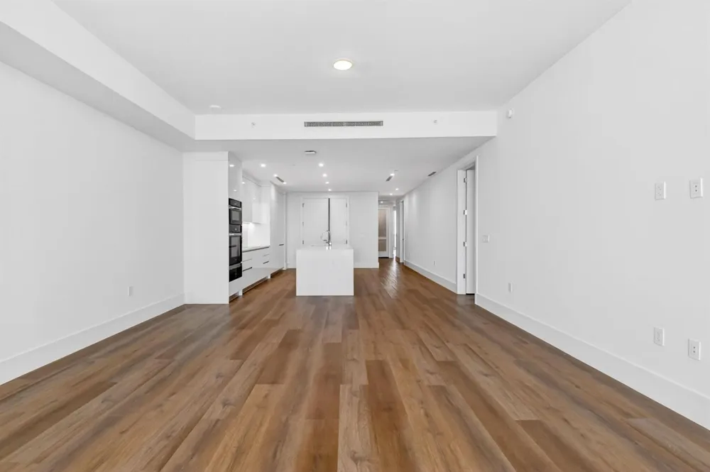 220 Lake Shore Drive #1808 Lake Park, FL 33403