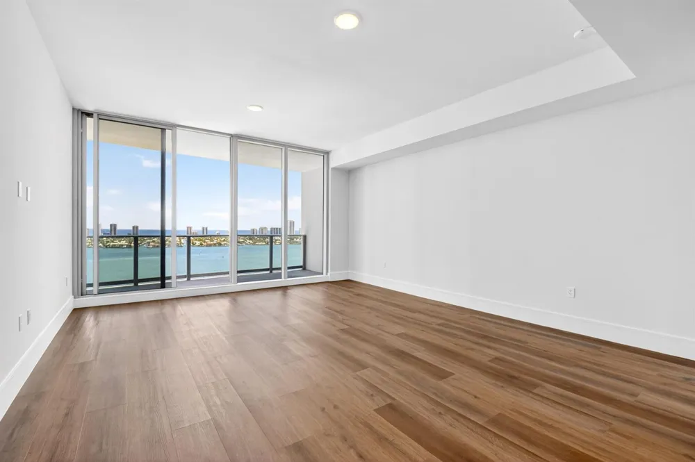 220 Lake Shore Drive #1808 Lake Park, FL 33403
