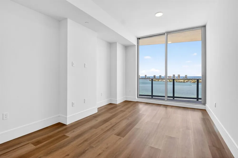 220 Lake Shore Drive #1808 Lake Park, FL 33403