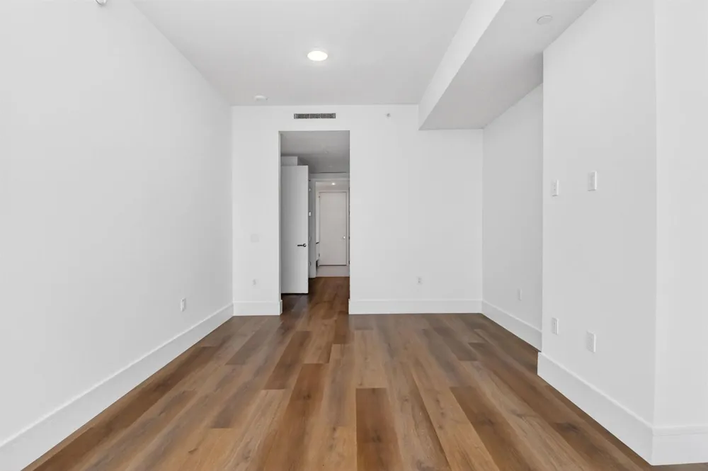 220 Lake Shore Drive #1808 Lake Park, FL 33403
