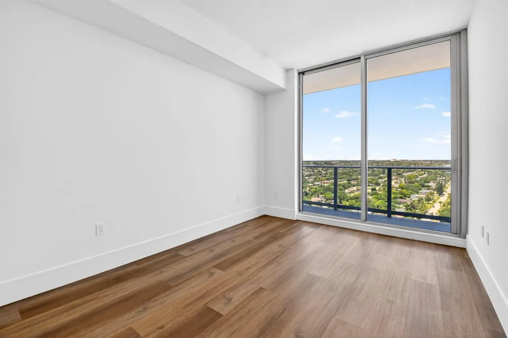 220 Lake Shore Drive #1808 Lake Park, FL 33403