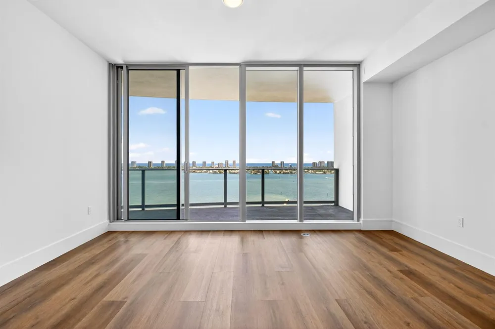 220 Lake Shore Drive #1808 Lake Park, FL 33403