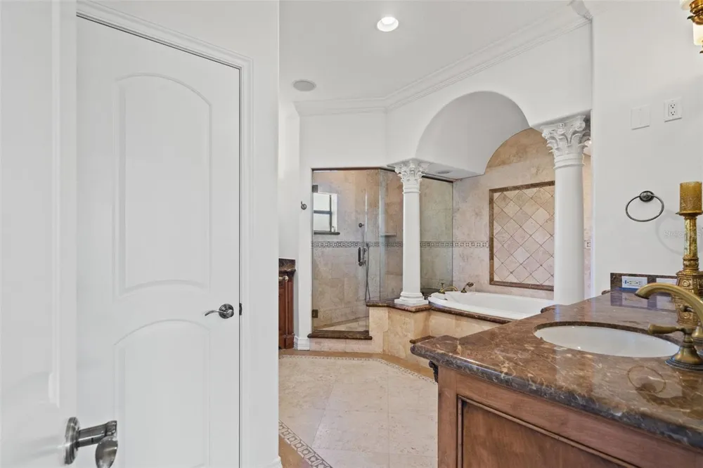 2521 LAKE ELLEN DRIVE Tampa, FL 33618