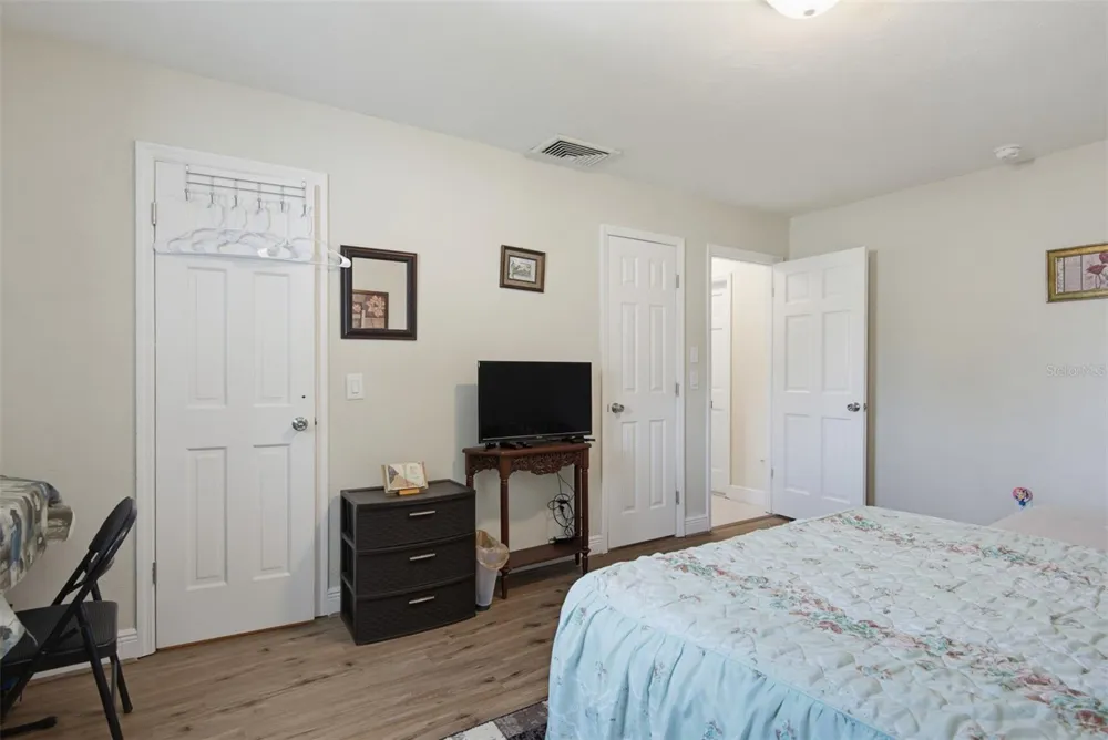 33 SANDCASTLE DRIVE Ormond Beach, FL 32176