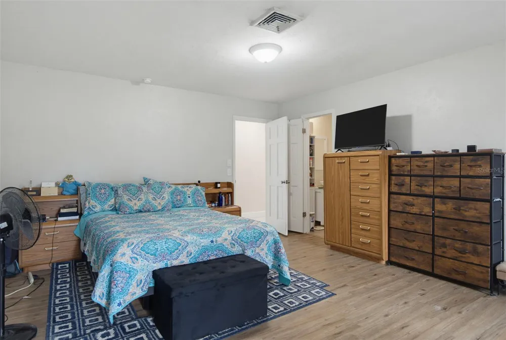 33 SANDCASTLE DRIVE Ormond Beach, FL 32176