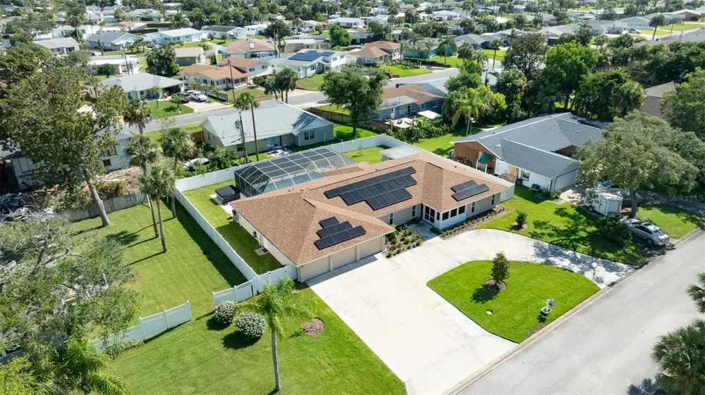33 SANDCASTLE DRIVE Ormond Beach, FL 32176