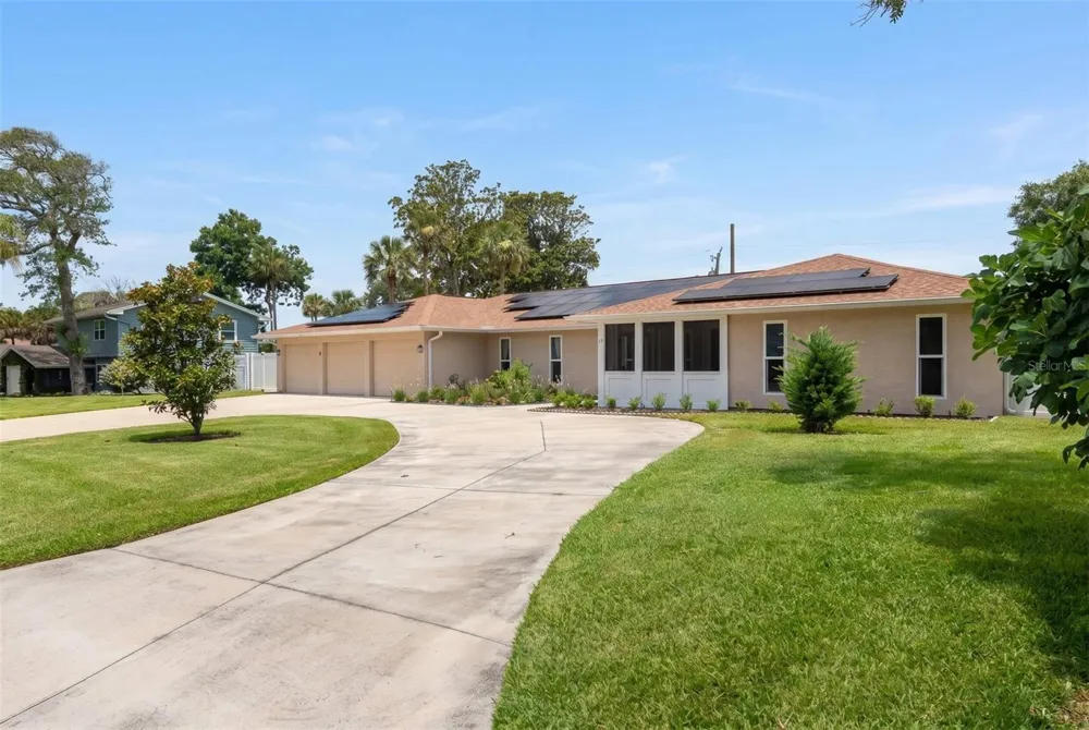 33 SANDCASTLE DRIVE Ormond Beach, FL 32176