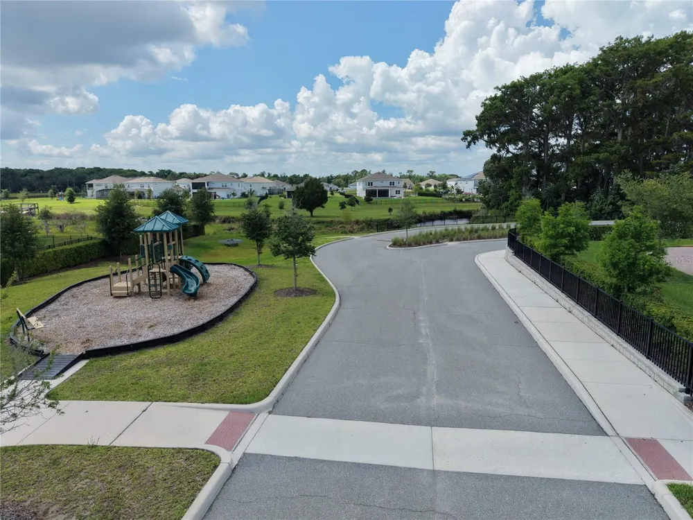 LAKE PICKETT RD Orlando, FL 32820