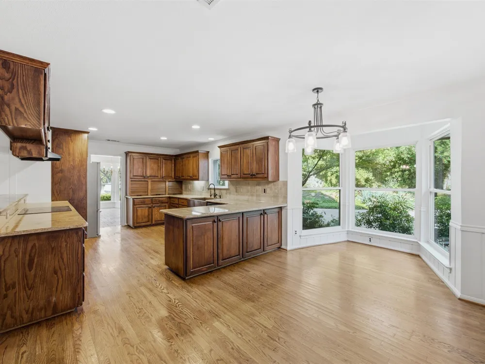 4400 Summercrest Court Fort Worth, TX 76109