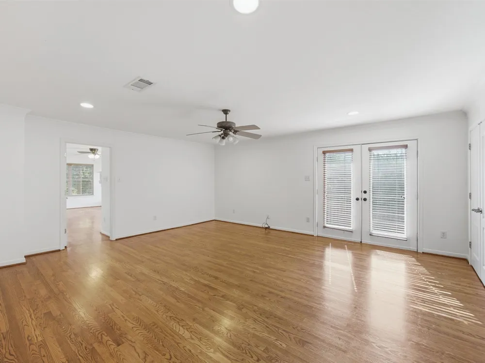 4400 Summercrest Court Fort Worth, TX 76109