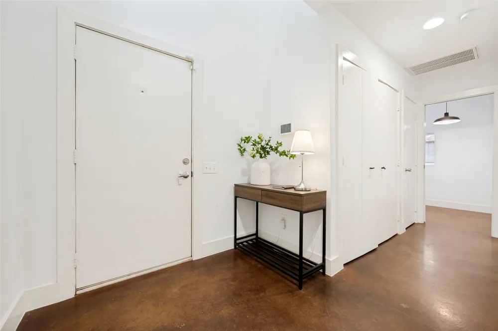 3828 San Jacinto Street Dallas, TX 75204