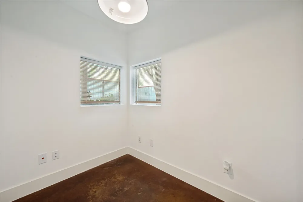 3828 San Jacinto Street Dallas, TX 75204