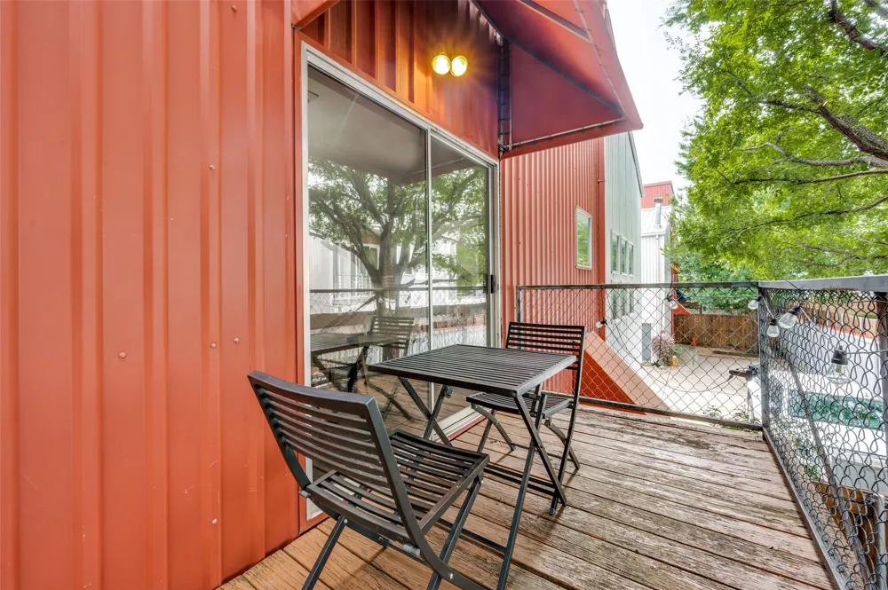 3828 San Jacinto Street Dallas, TX 75204